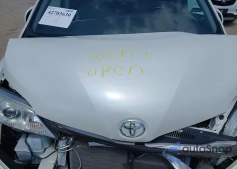 2015 Toyota Sienna Xle 7 Passenger z USA, uszkodzony, nr VIN 5TDDK3DC2FS124228